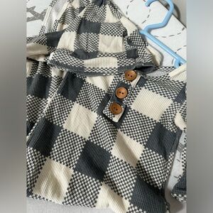 Caden lane big check denim waffle knot gown and matching hat set